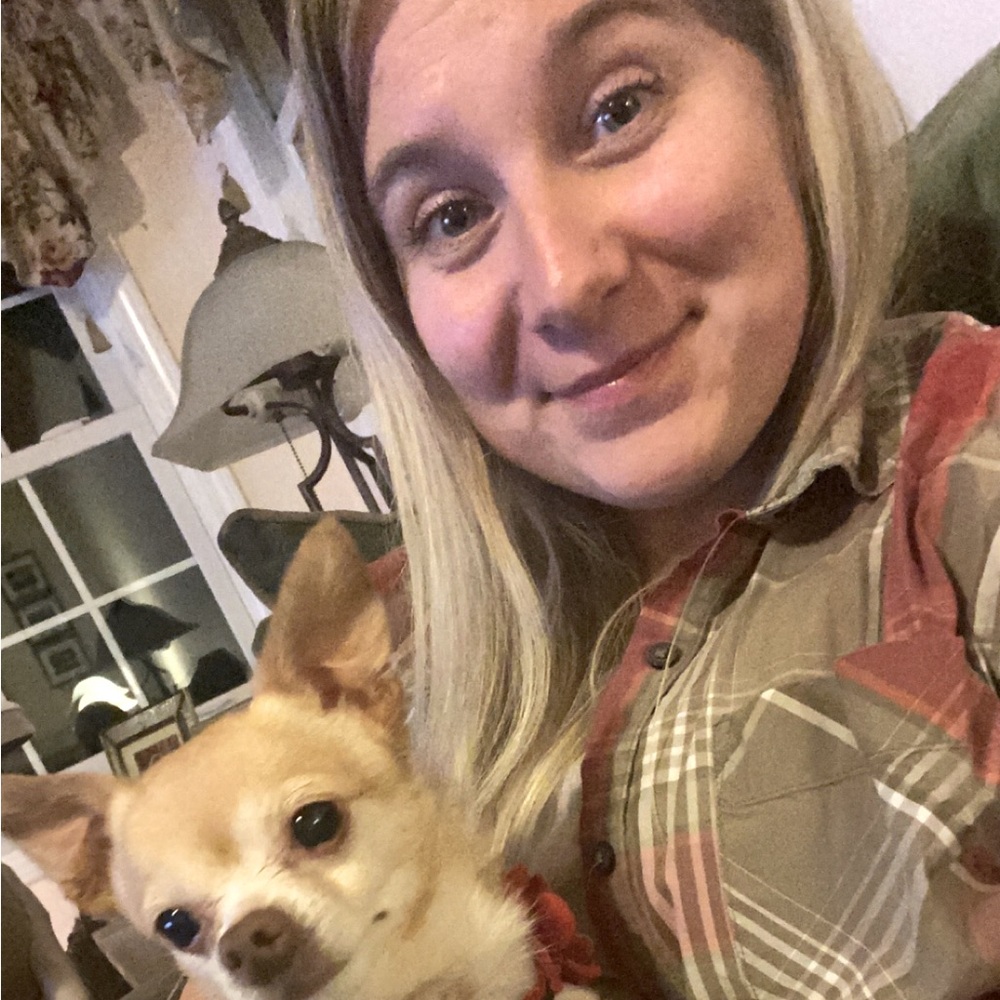 Meet your Posher, Abby